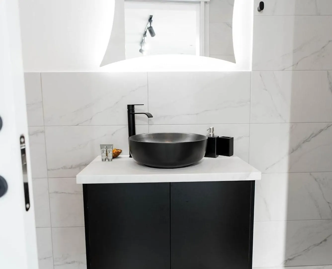 לרנקה Kition Urban Suite 2 דירה